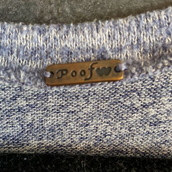 Scoop Neck 3/4 sleeve shirt - Picture 4 of 10